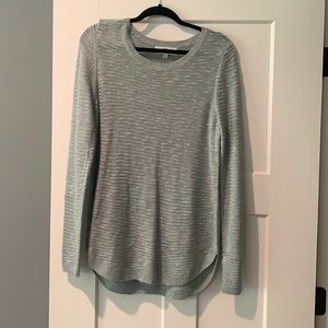 Pinque sweater size large